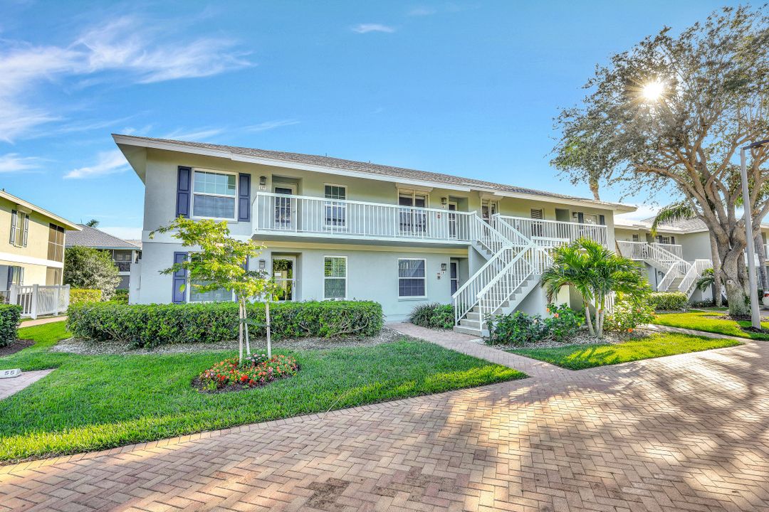 711 W Elkcam Cir #126, Marco Island, FL 34145