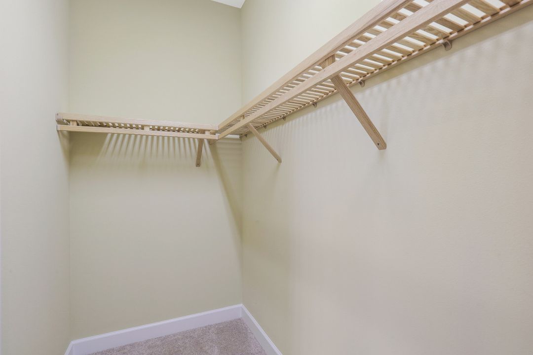 9448 Isla Bella Cir, Bonita Springs, FL 34135