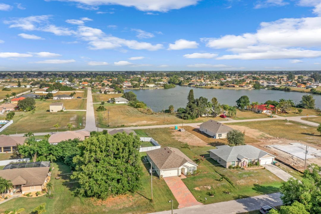 321 NW 11th St, Cape Coral, FL 33993