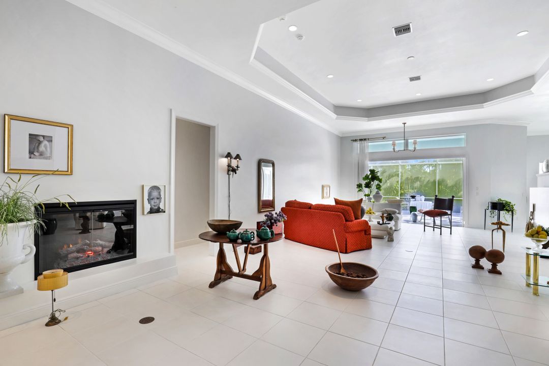 15361 Old Pine Ct, Fort Myers, FL 33912