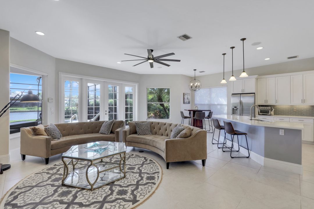 9699 Wilshire Lakes Blvd, Naples, FL 34109