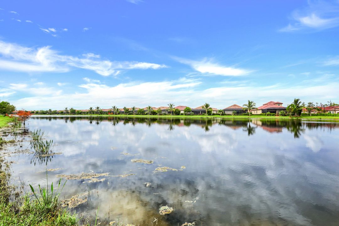 28020 Kerry Ct, Bonita Springs, FL 34135