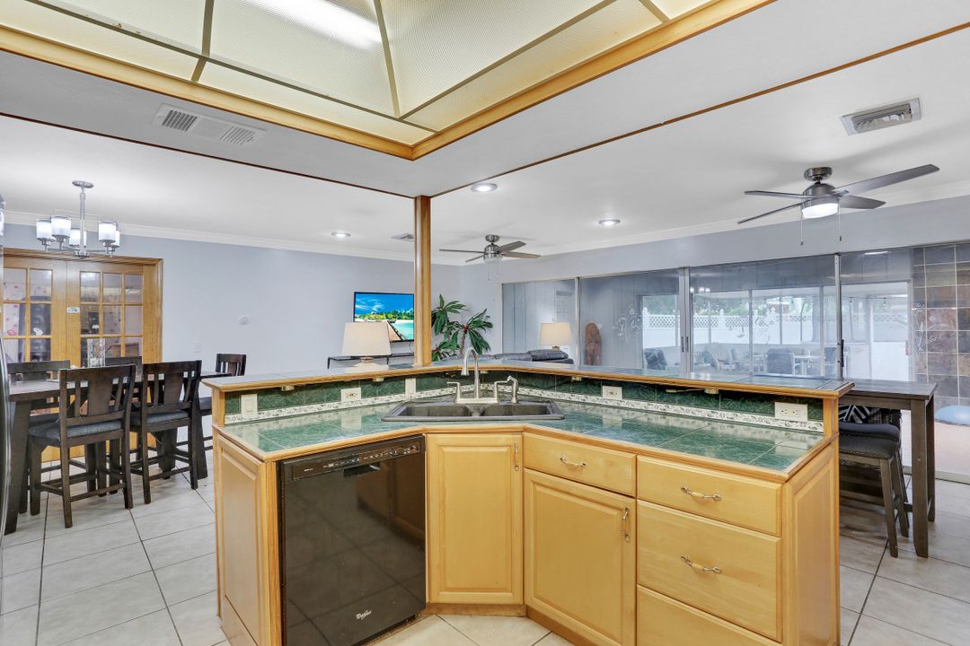 4747 McGregor Blvd, Fort Myers, FL 33901