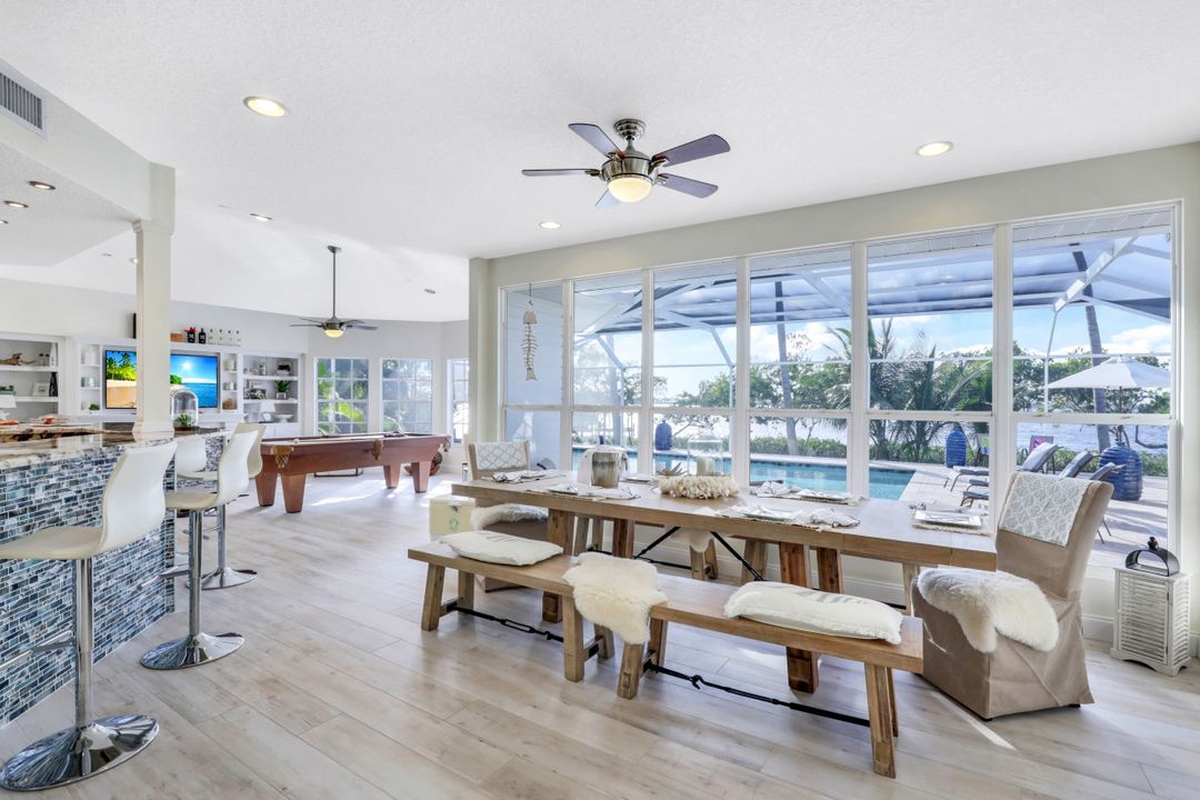 12201 Shoreview Dr, Matlacha, FL 33993