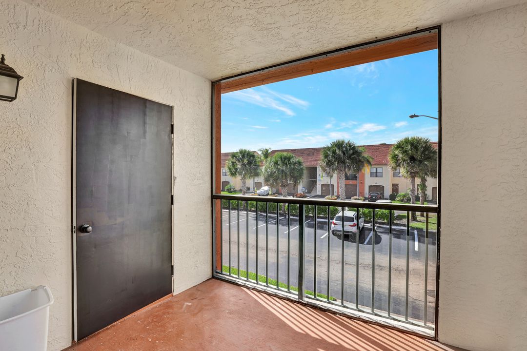 13521 Eagle Ridge Dr #127, Fort Myers, FL 33912