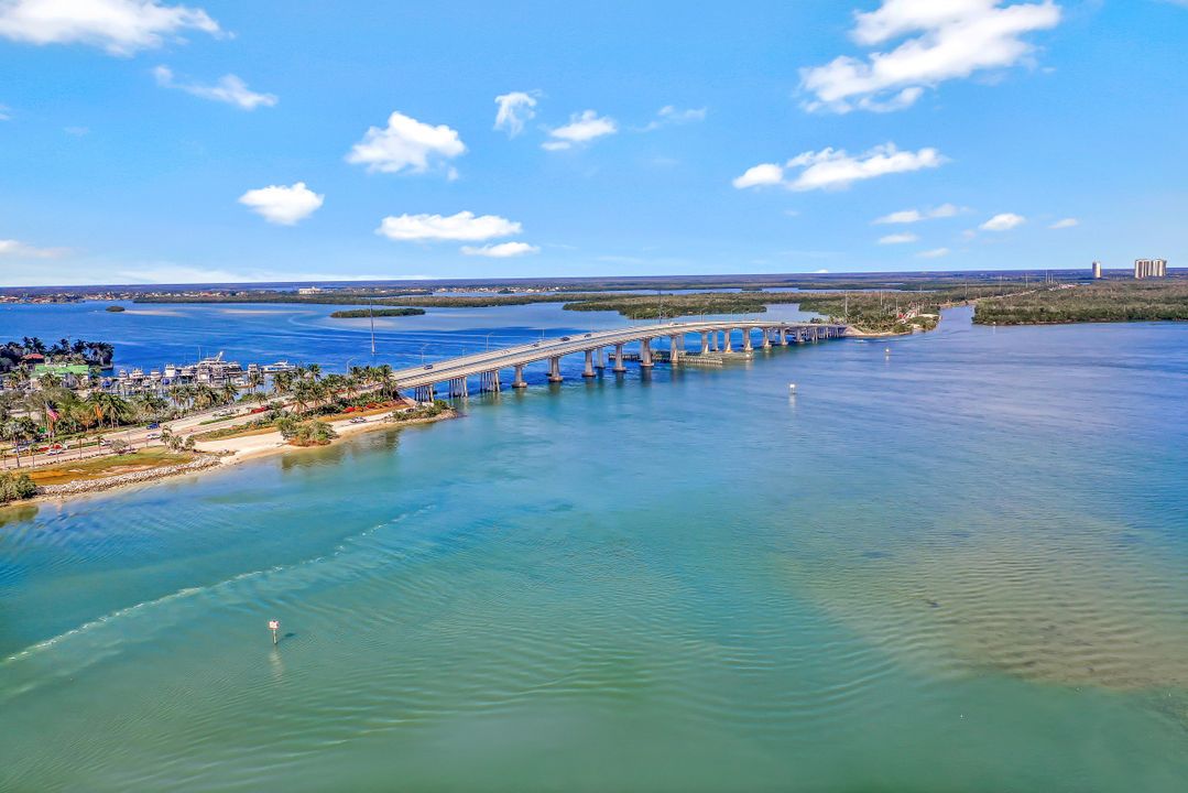 1457 Butterfield Ct, Marco Island, FL 34145