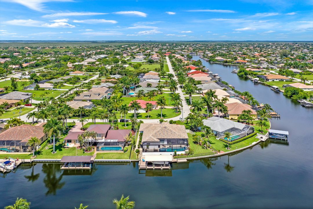 5405 SW 17th Ave, Cape Coral, FL 33914
