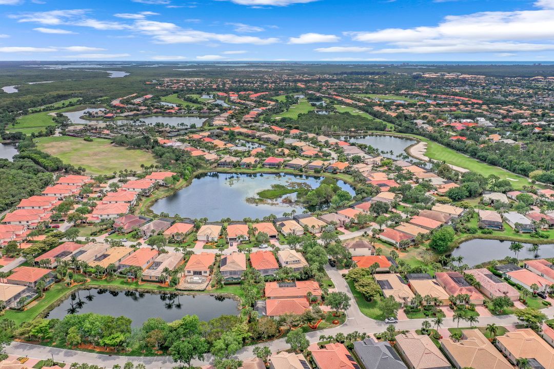 8902 Dartmoor Way, Fort Myers, FL 33908