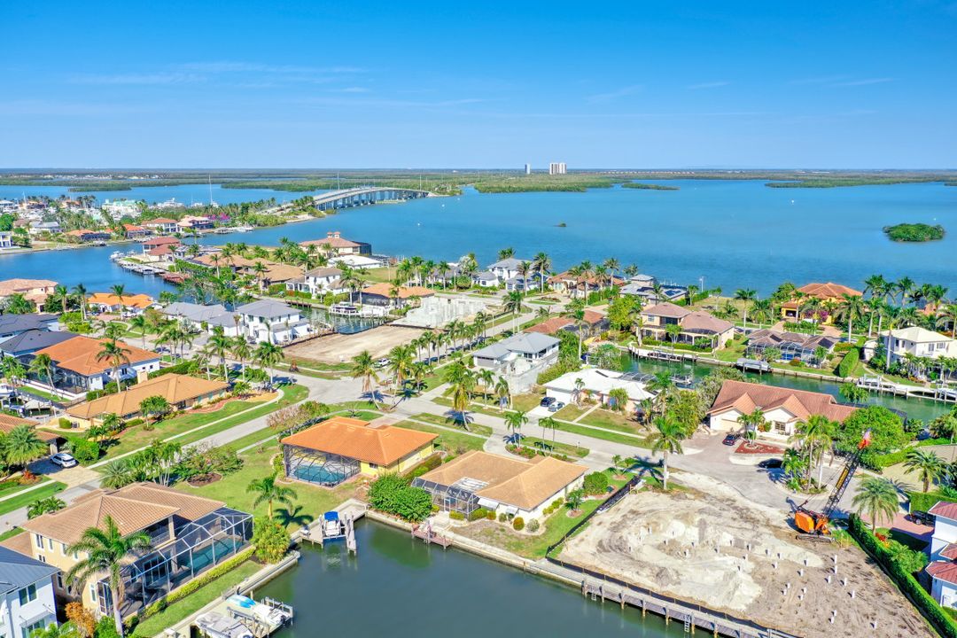 1458 Firwood Ct, Marco Island, FL 34145