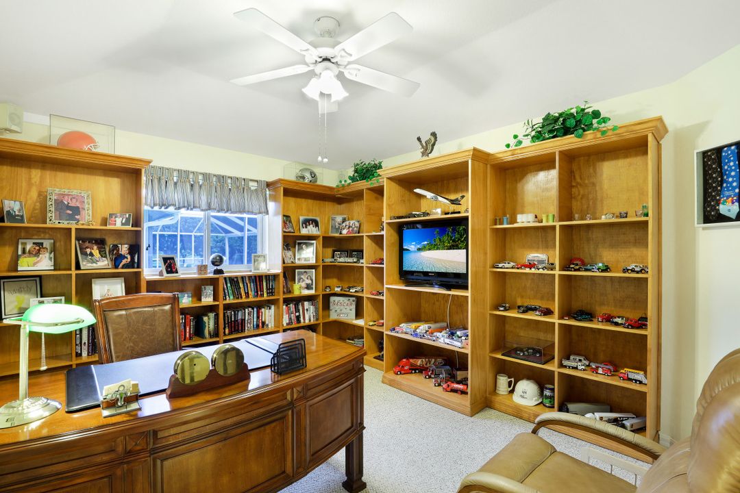 7563 Woodland Bend Cir, Fort Myers, FL 33912