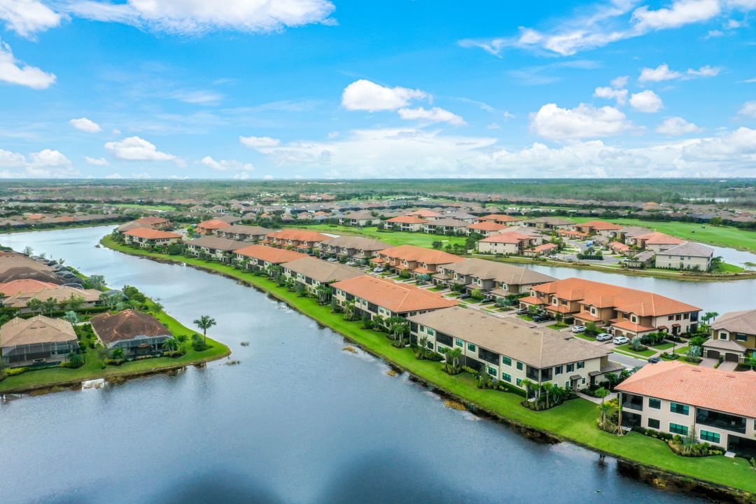 9641 Montelanico Loop #204, Naples, FL 34119