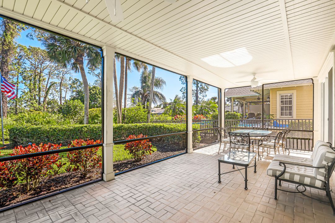 46 Golf Cottage Dr, Naples, FL 34105