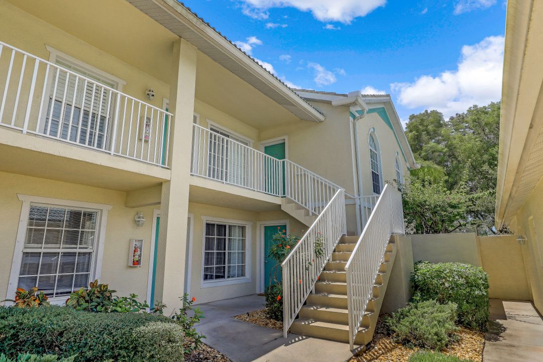 4910 Cougar Ct N #205, Naples, FL 34109