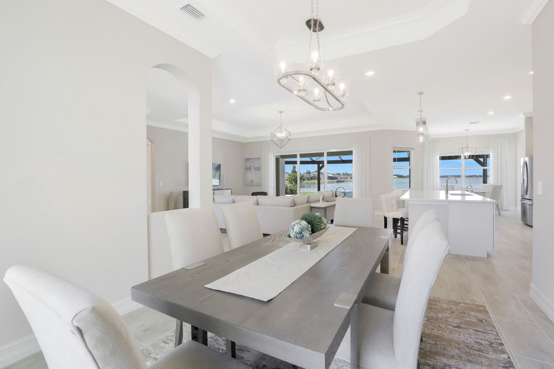 14360 Blue Bay Cir, Fort Myers, FL 33913