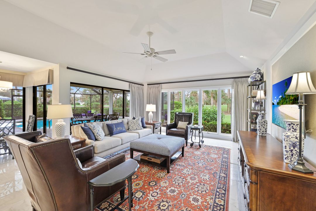 2012 Imperial Golf Course Blvd, Naples, FL 34110