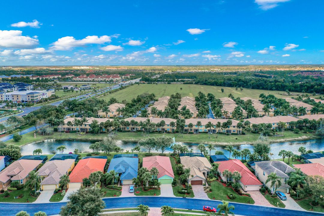 20060 Rookery Dr, Estero, FL 33928