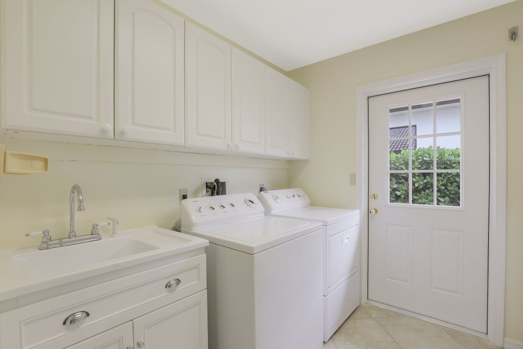 841 Magnolia Ct, Marco Island, FL 34145