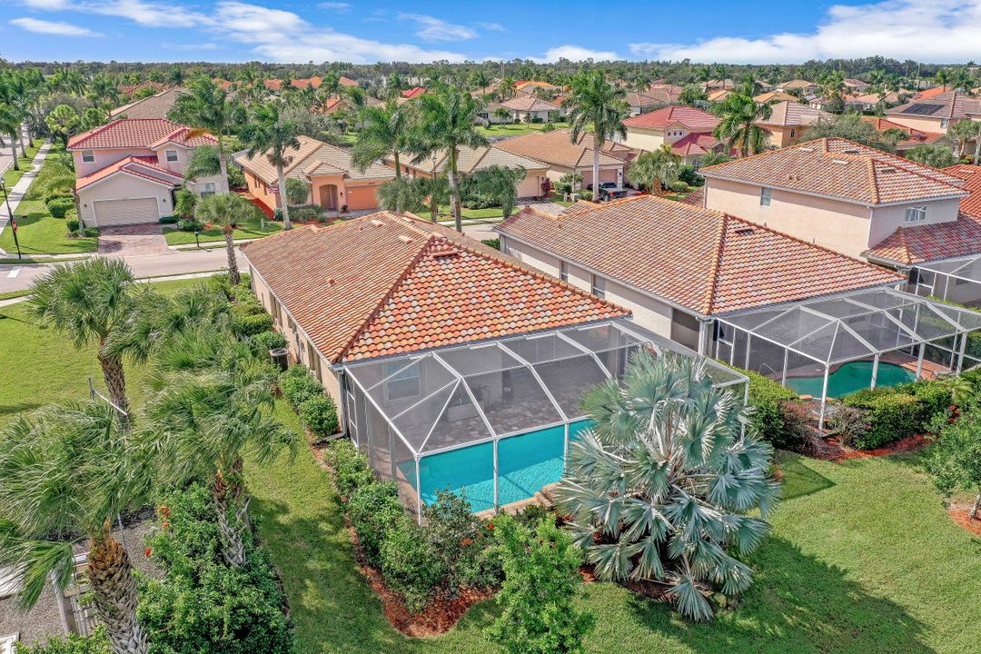 14615 Fern Lake Ct, Naples, FL 34114