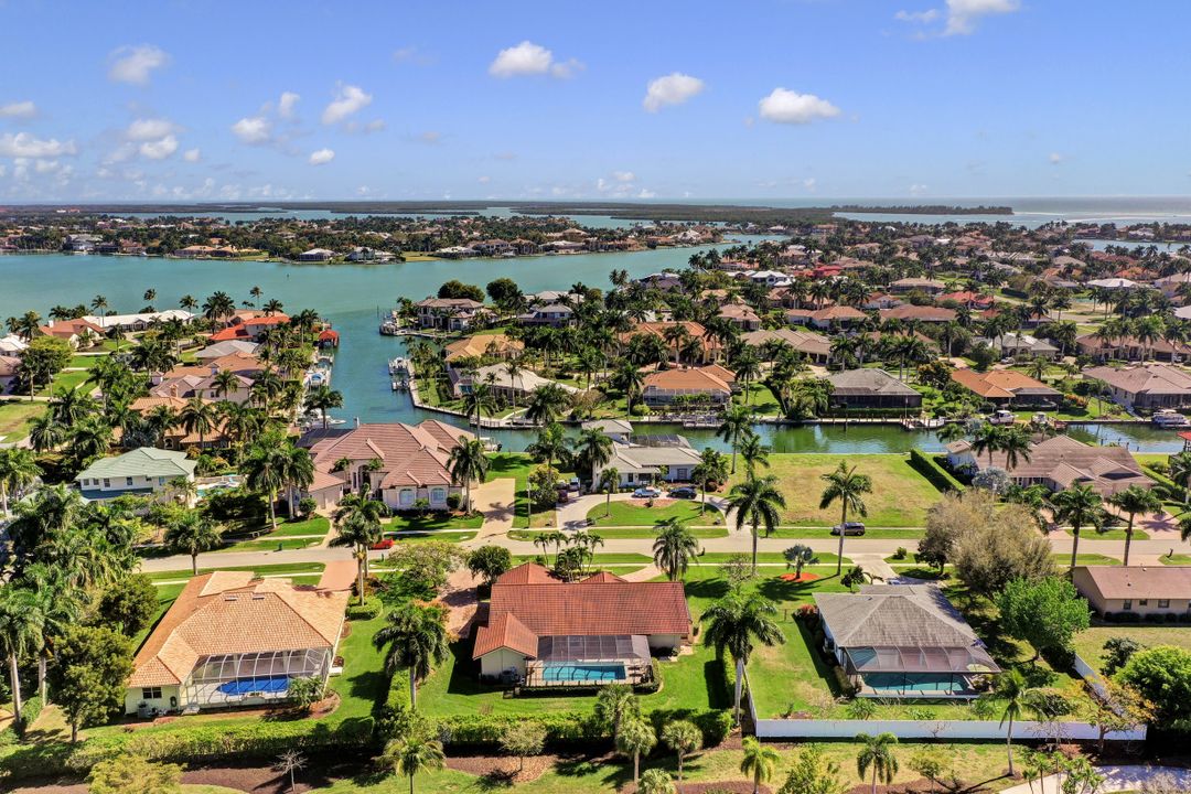 1448 Collingswood Ave, Marco Island, FL 34145