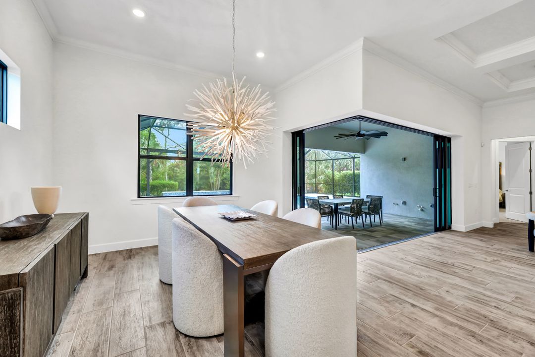 9238 Plover Dr, Naples, FL 34120