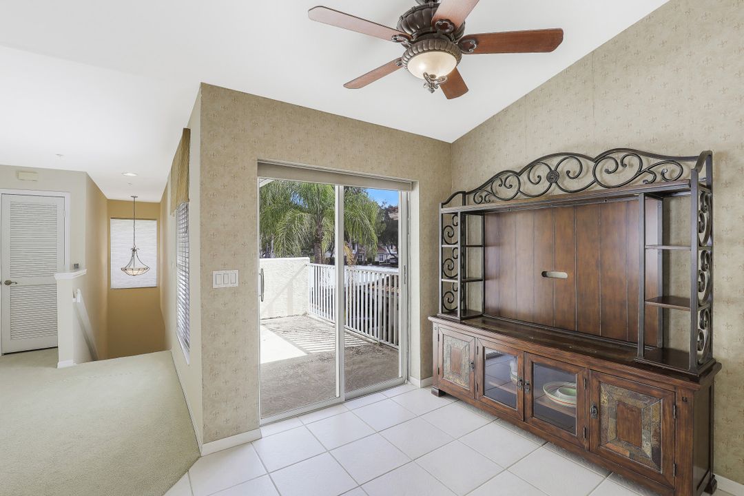 5025 Cedar Springs Dr #204, Naples, FL 34110