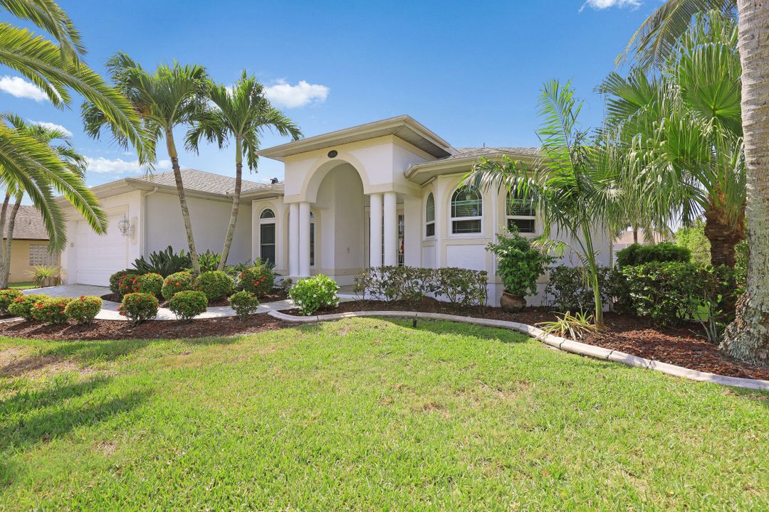 2108 SW 40th Terrace, Cape Coral, FL 33914