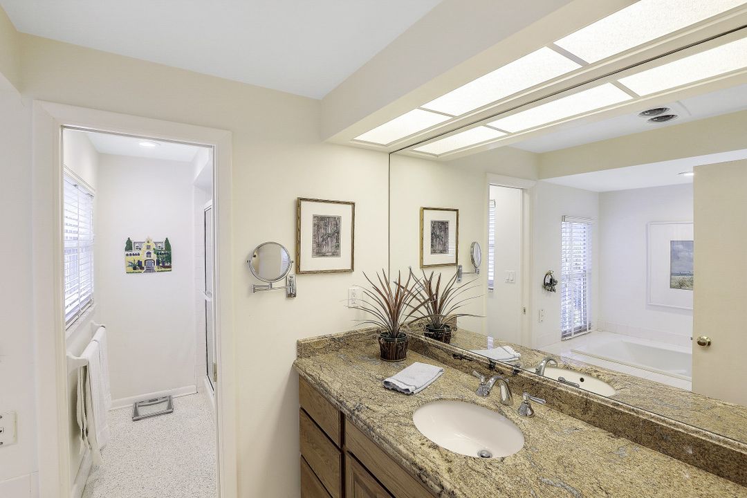 427 Nassau Ct, Marco Island, FL 34145