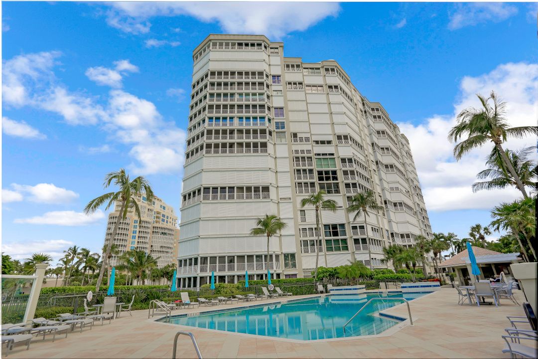 4401 Gulf Shore Blvd N #601, Naples, FL 34103