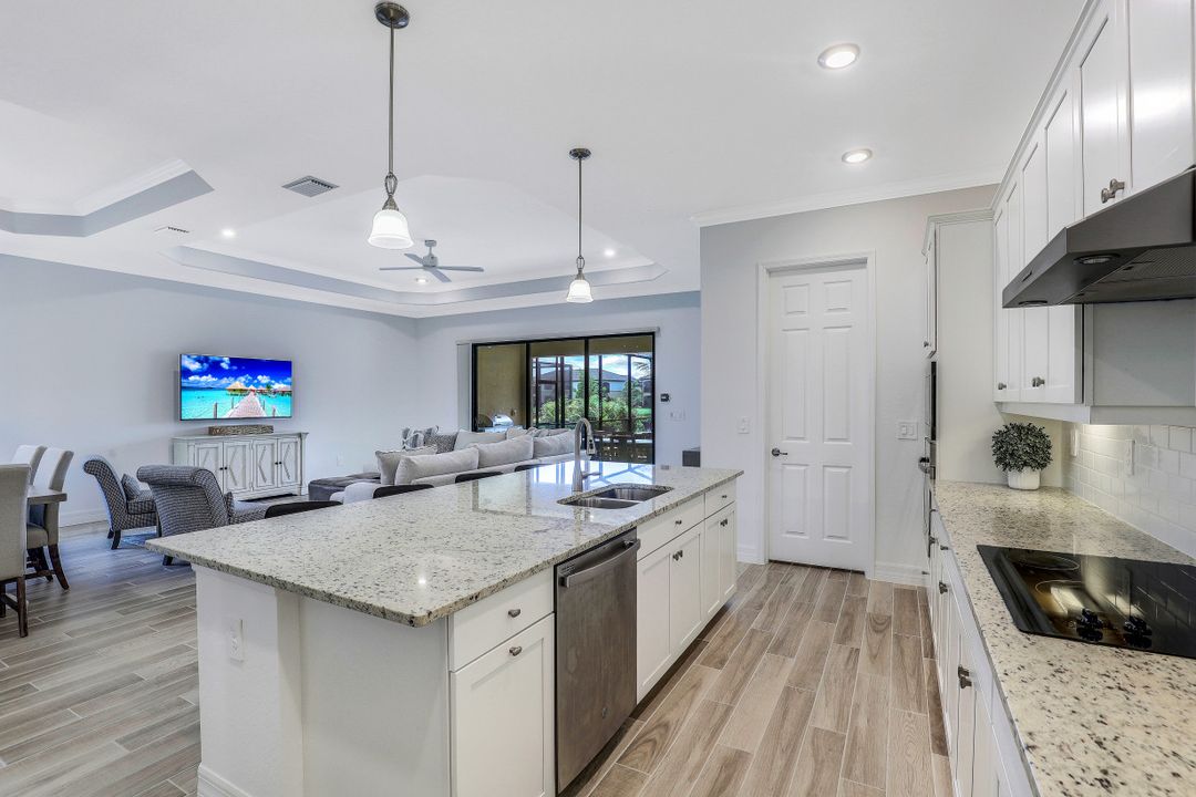 28081 Foxrock Ct, Bonita Springs, FL 34135