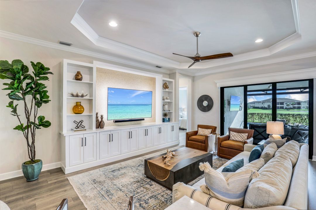 9496 Montelanico Loop, Naples, FL 34119