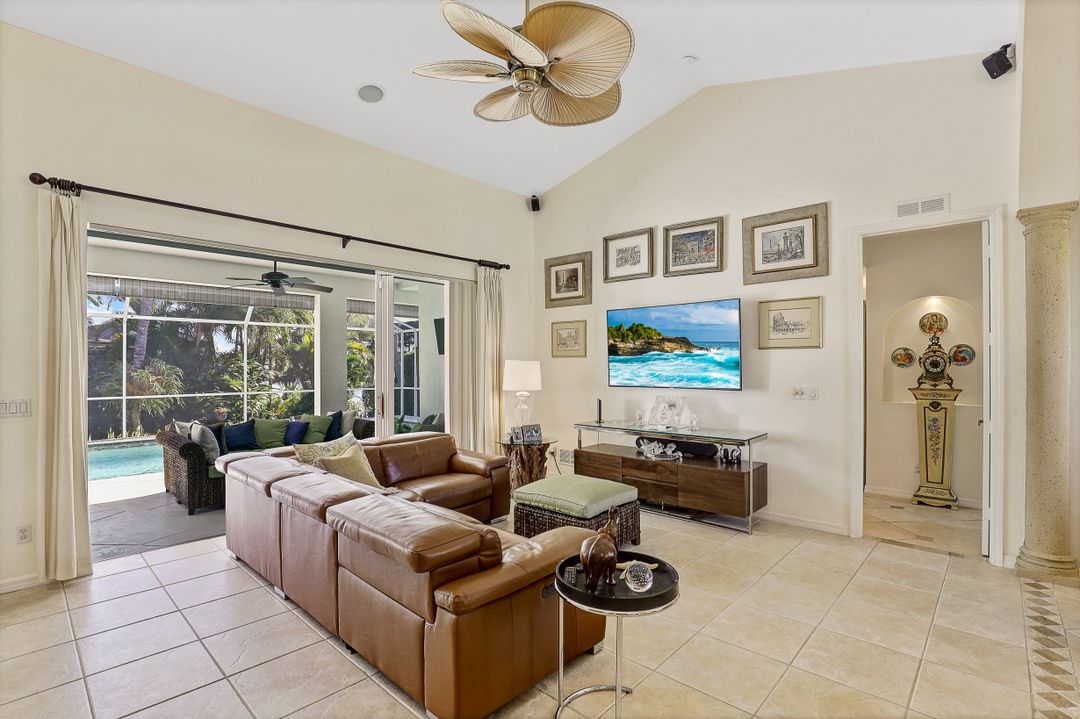 389 Colonial Ave, Marco Island, FL 34145