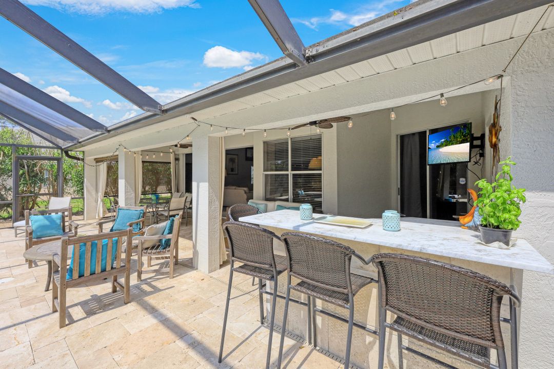 6485 Autumn Woods Blvd, Naples, FL 34109