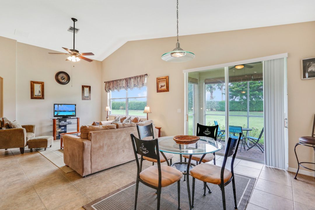 3560 Dandolo Cir, Cape Coral, FL 33909