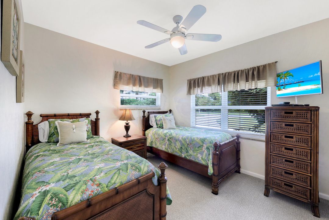 550 Inlet Dr, Marco Island, FL 34145