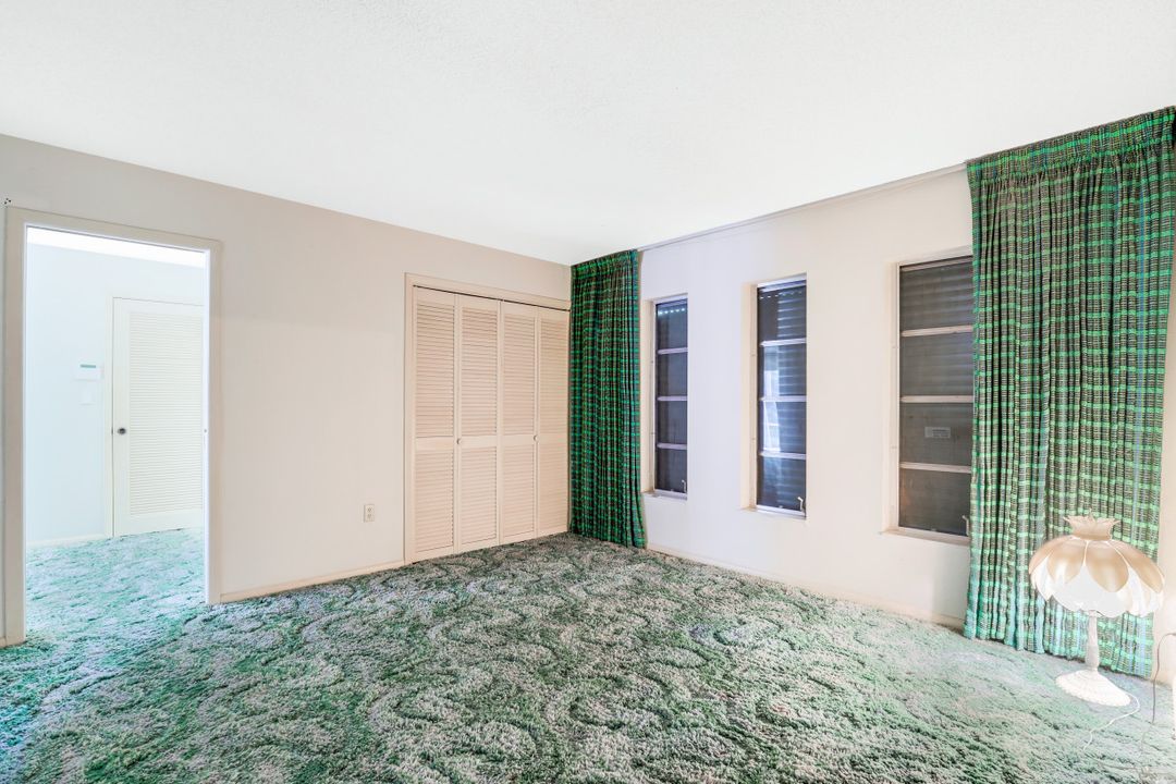 27126 Rue De Paix, Bonita Springs, FL 34135