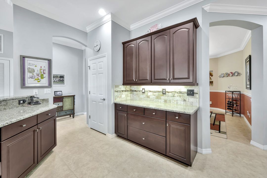 17112 Wrigley Cir, Fort Myers, FL 33908