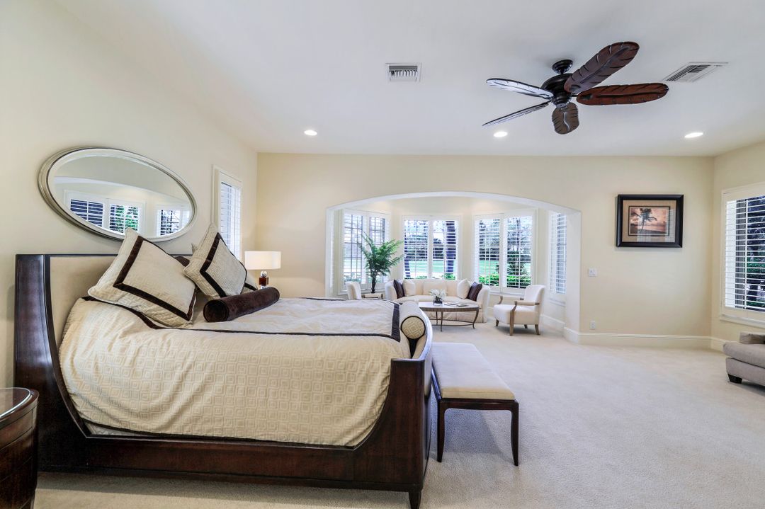 2919 Tiburon Blvd E, Naples, FL 34109