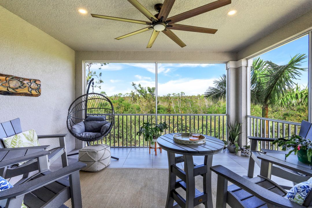 164 Indies Dr East #106, Naples, FL