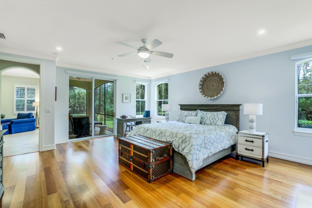 2882 Castillo Ct  #101, Naples, FL 34109