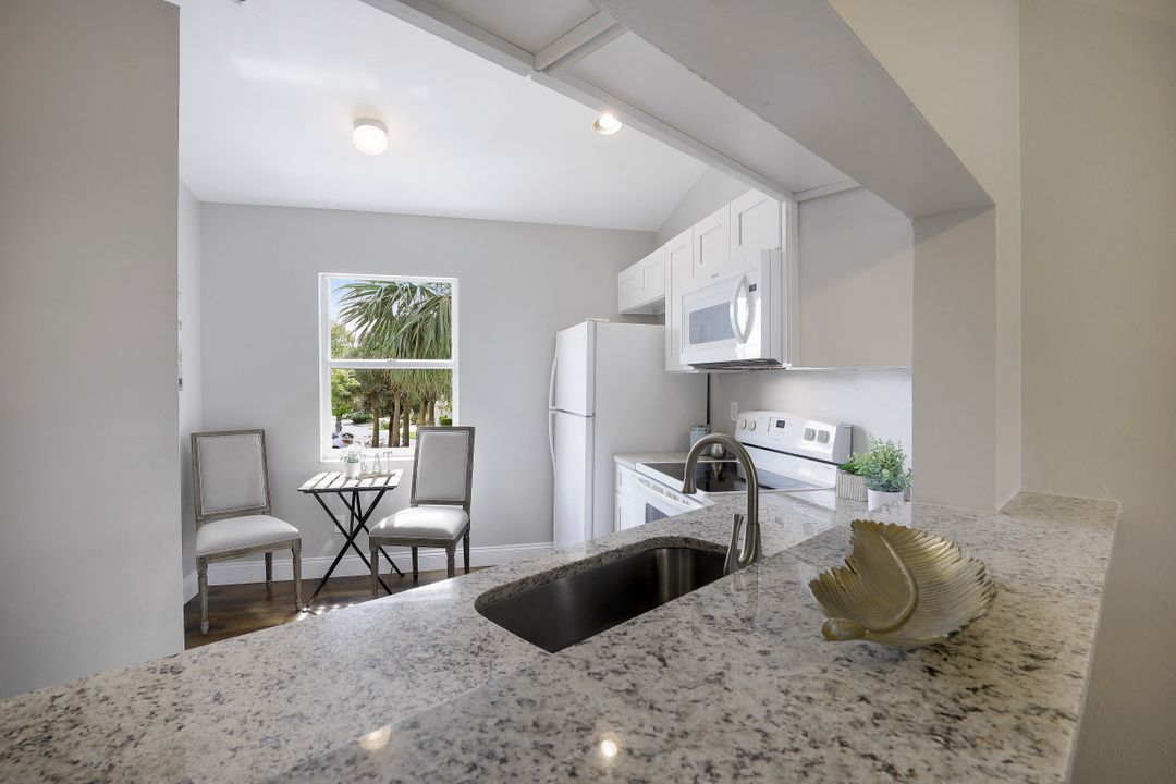 12061 Summergate Cir #103, Fort Myers, FL 33913