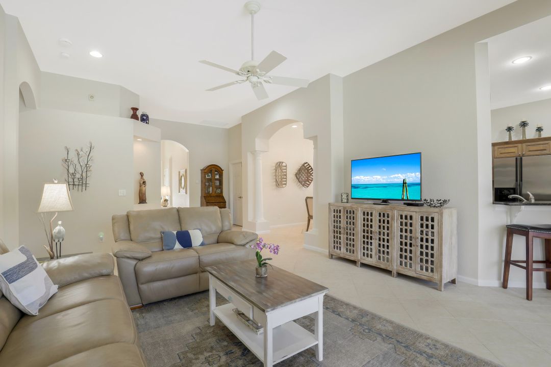 9114 Falling Leaf Dr, Bonita Springs, FL 34135