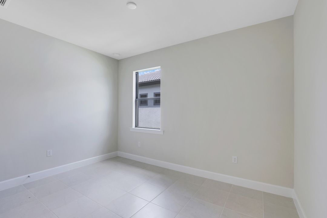 19080 Marquesa Dr, Fort Myers, FL 33913