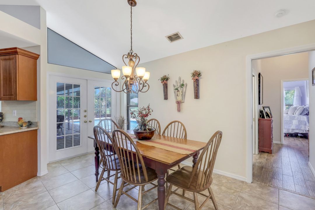 6830 Highland Pines Cir, Fort Myers, FL 33966