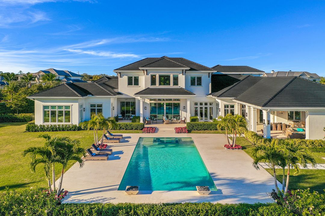 16610 Firenze Way, Naples, FL 34110