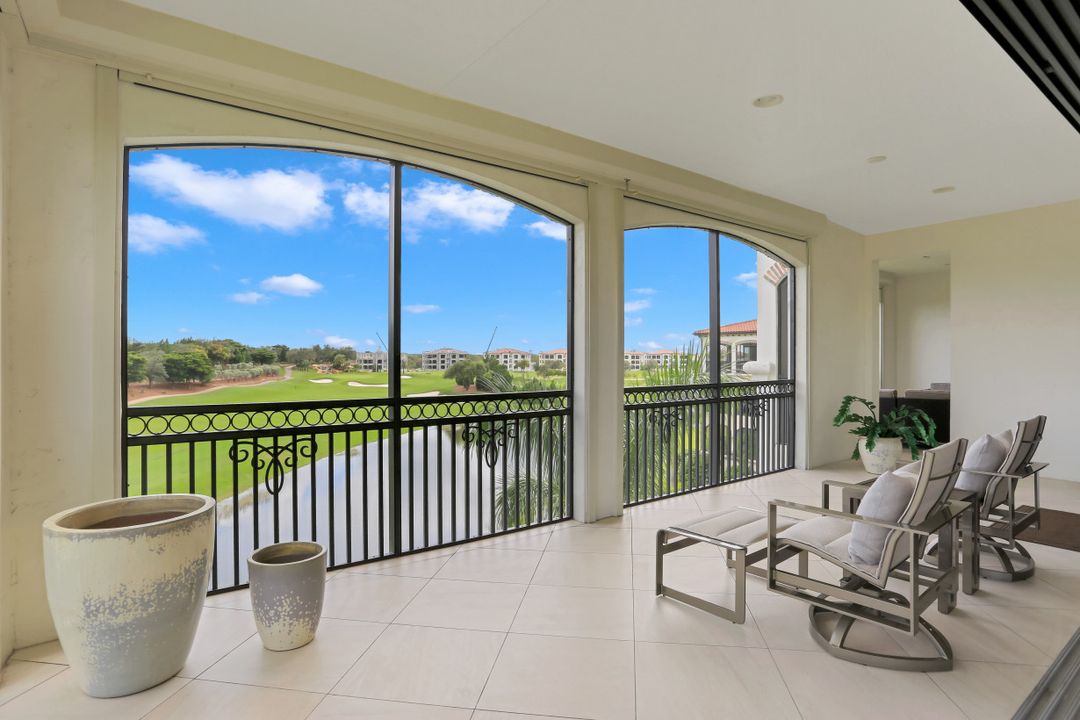 16452 Carrara Way #301, Naples, FL 34110