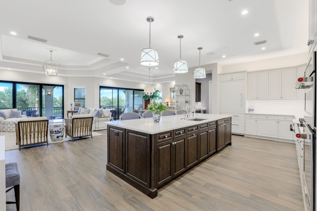 16340 Corsica Way #202, Naples, FL 34110