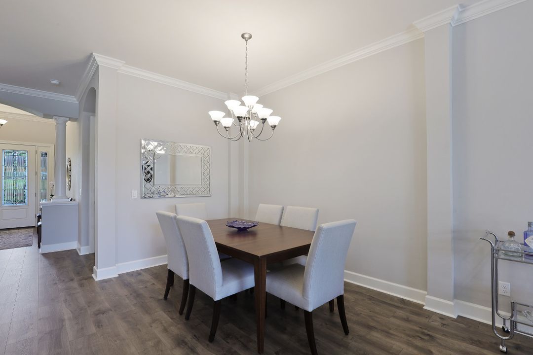 8427 Palacio Terrace S, Naples, FL 34114