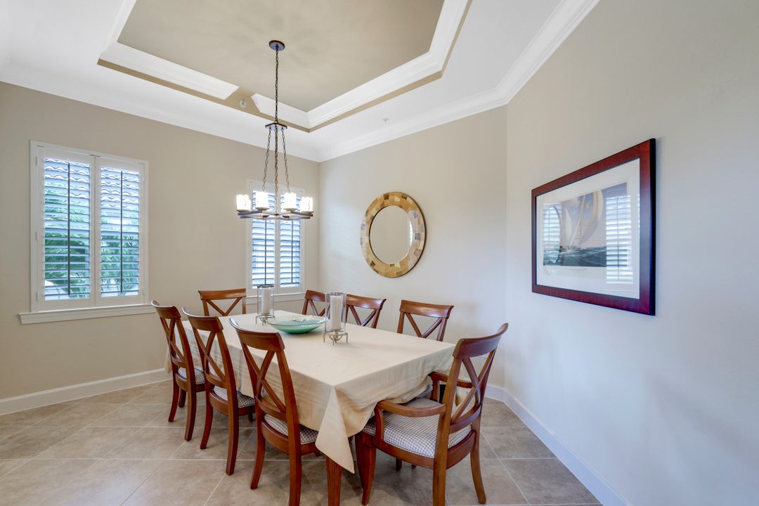 9525 Ironstone Terrace #Unit 202, Naples, FL 34120