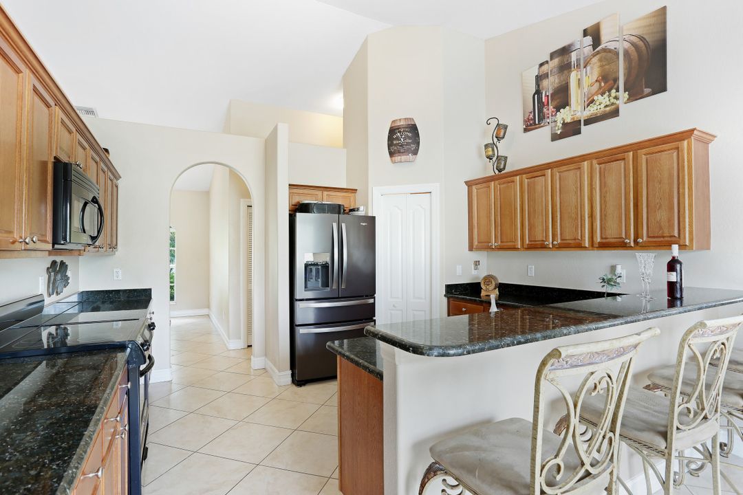 1462 Everglades Blvd N, Naples, FL 34120