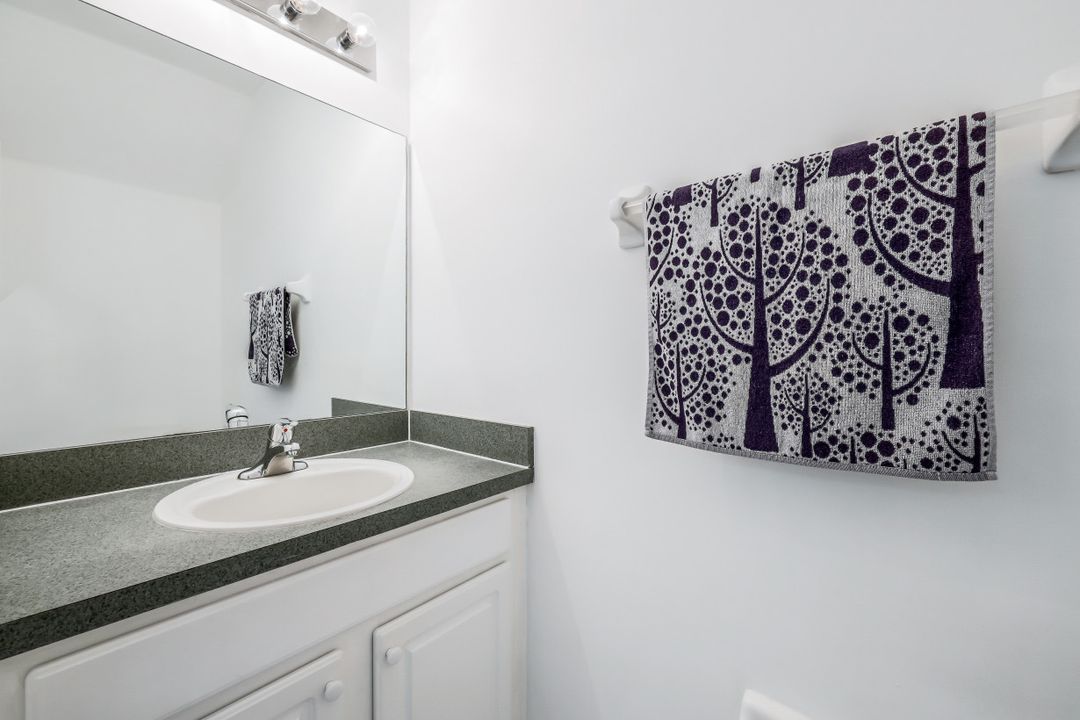 8200 Pacific Beach Dr, Fort Myers, FL 33966